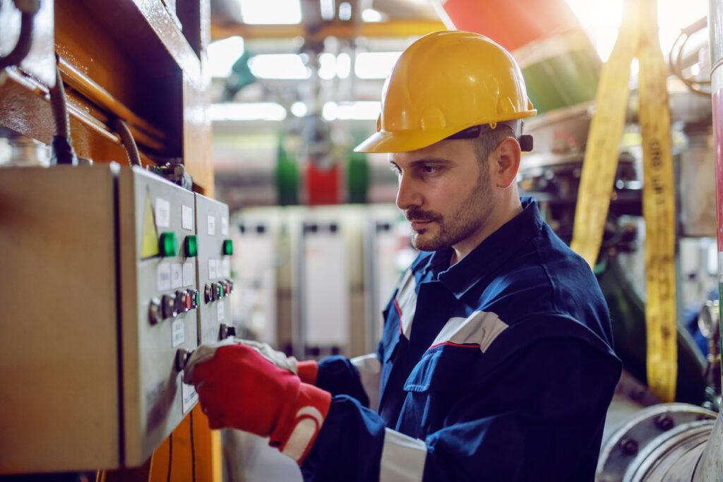 choosing the right commercial electrician for your business in bc